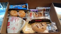 box desayuno con taza marca Bonafide